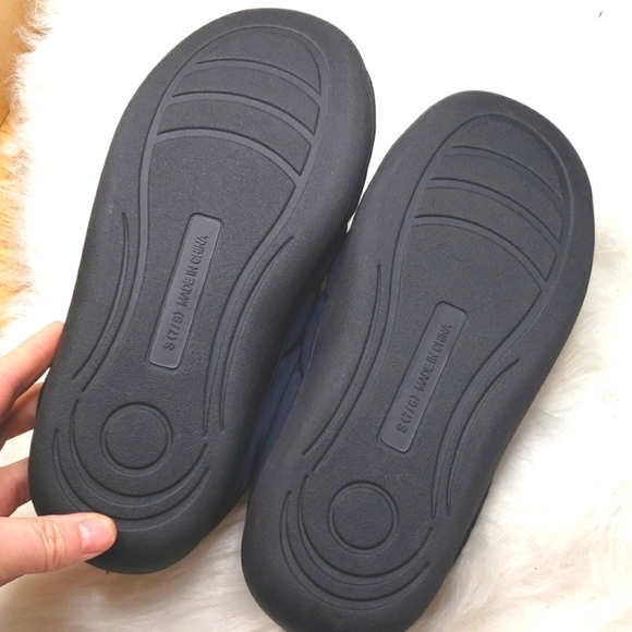 Abound Navy Blue Mr. Union Puffer Slipper Small 7/8 Quilted Nylon NWT - Picture 6 of 7